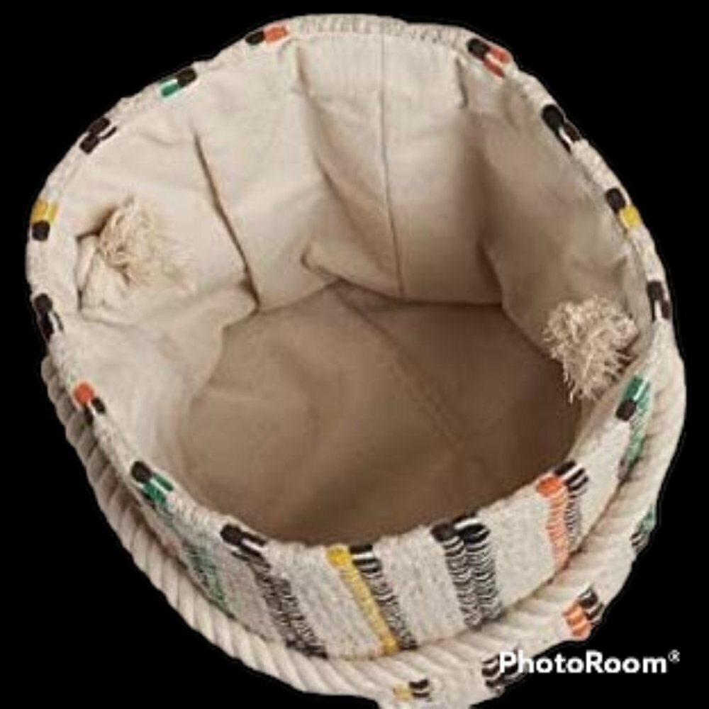 Adorable Felicity Weave Boho planter - Picture 2 of 2